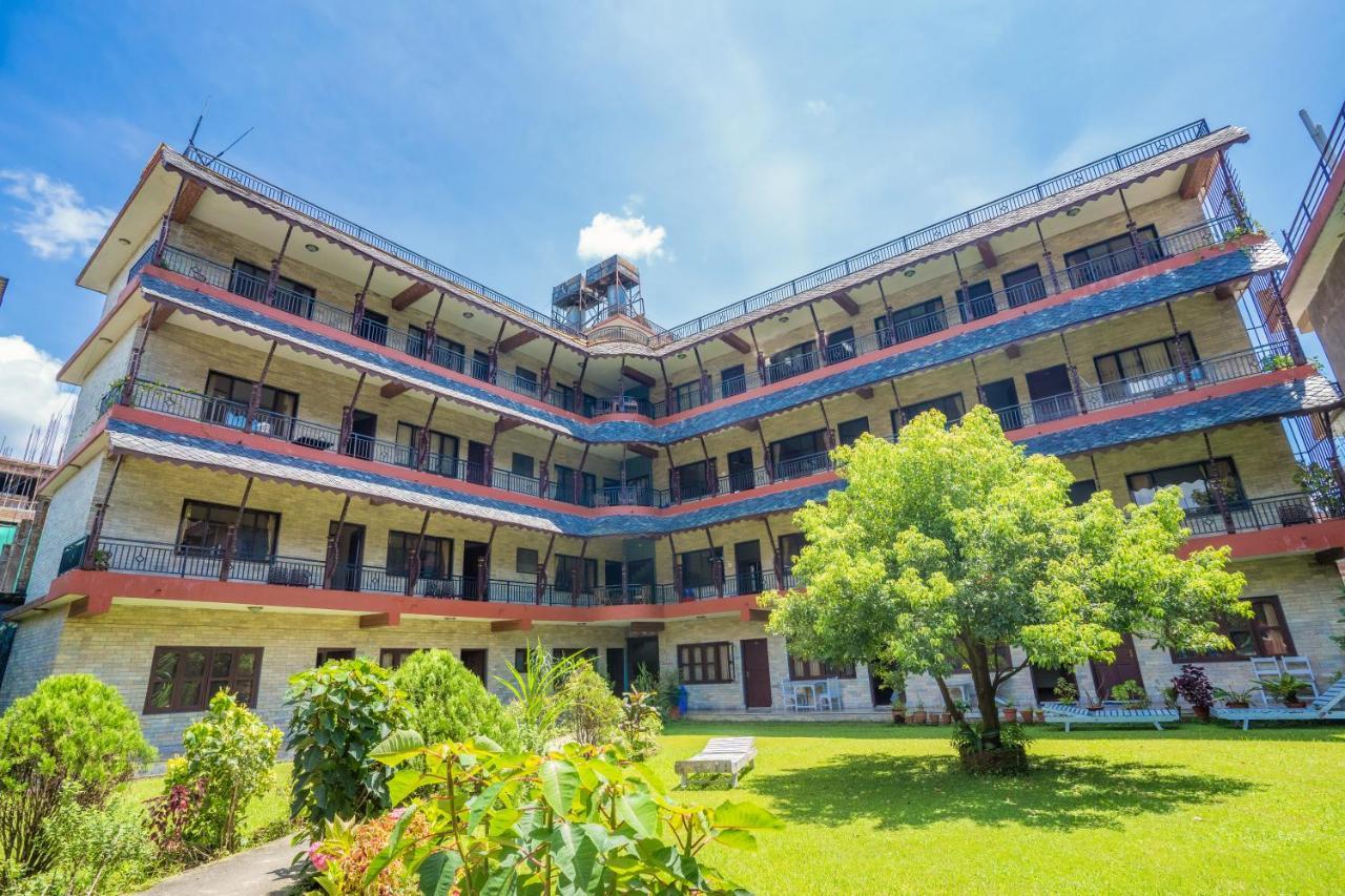 Butterfly Lodge Pokhara Exterior foto